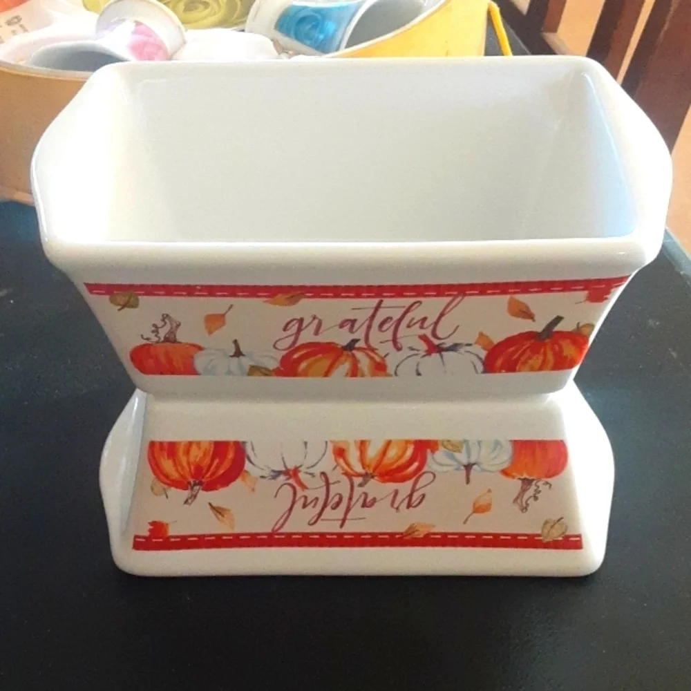 Grateful Ceramic Loaf Pan - White and Orange (Royal Norfolk)